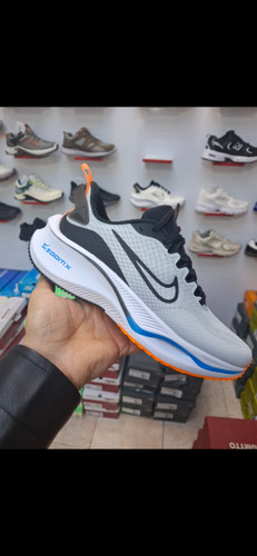 نایک زوم ایکس