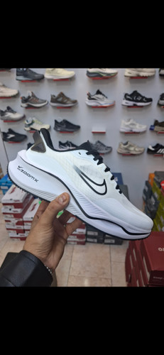 کتونی نایک زوم ایکس