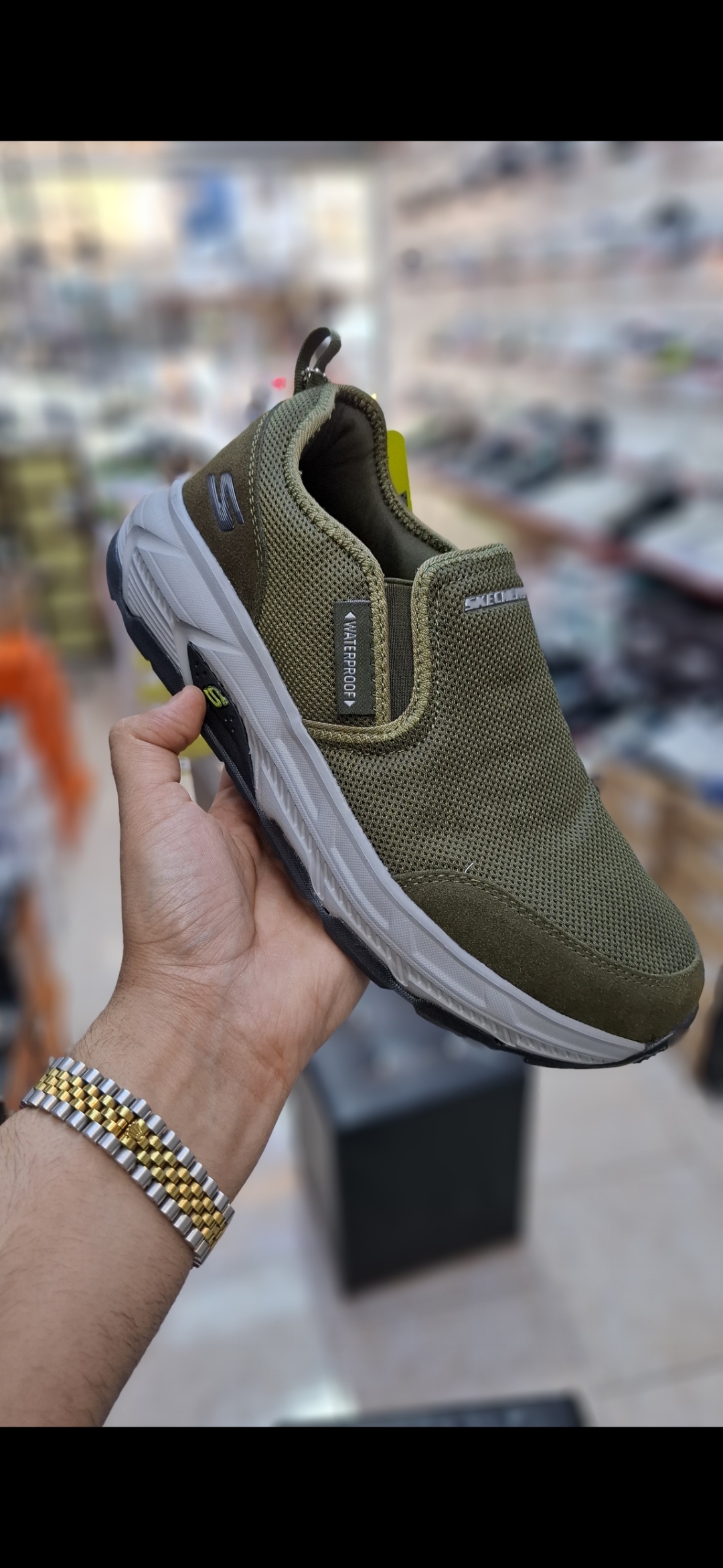 اسکیچرز مردانه گودیر