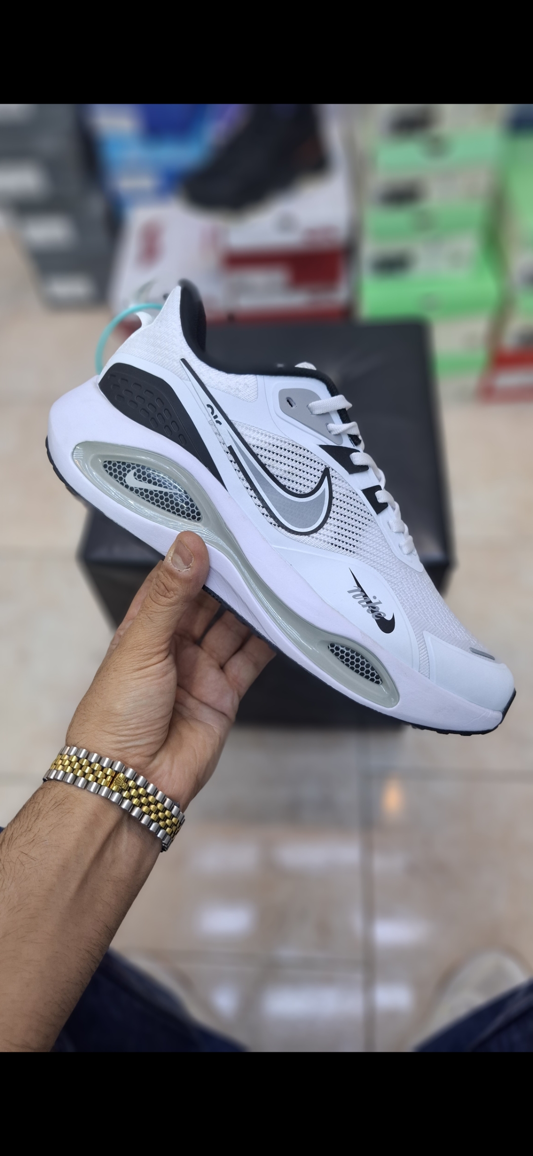 نایک ایرزوم وینفلو سفید