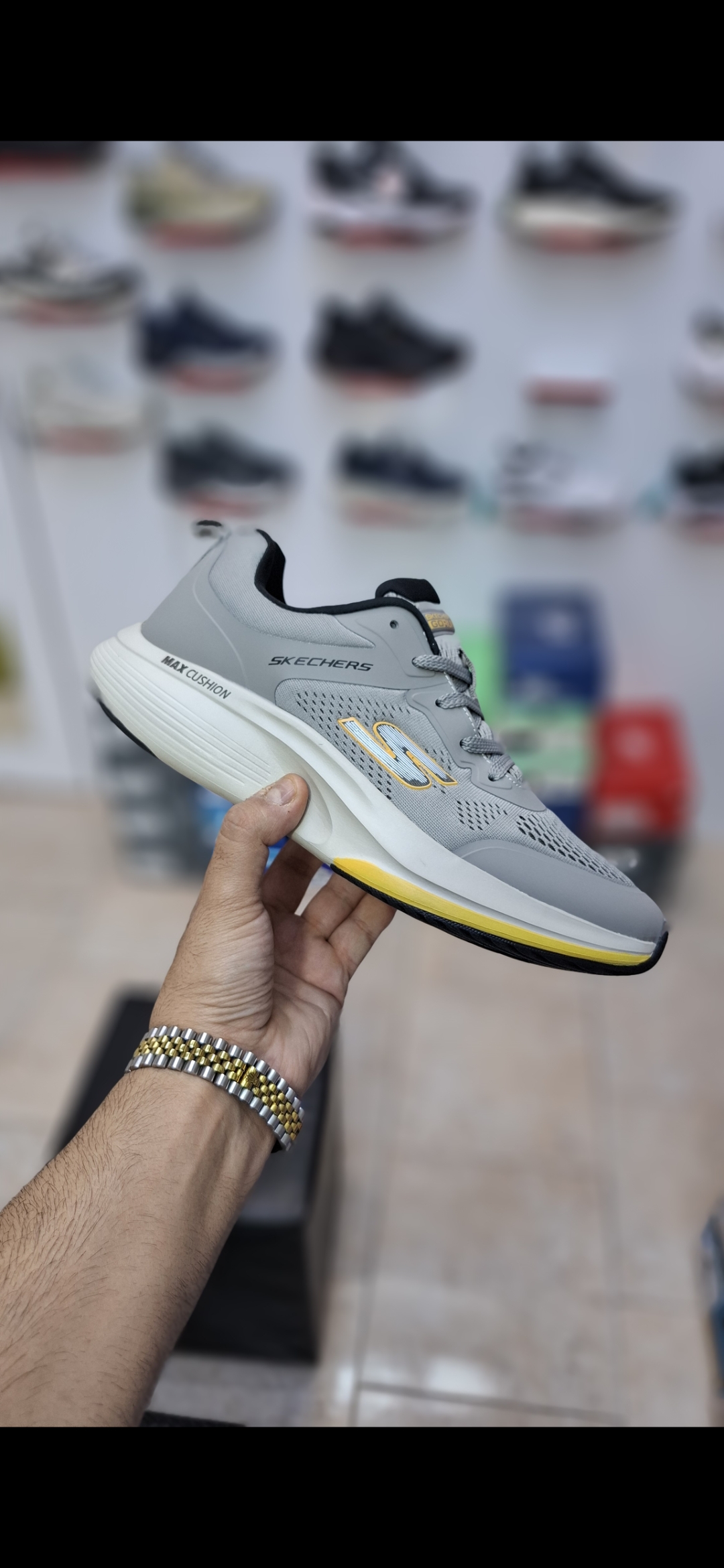 اسکیچرز مردانه MAX CUSHION