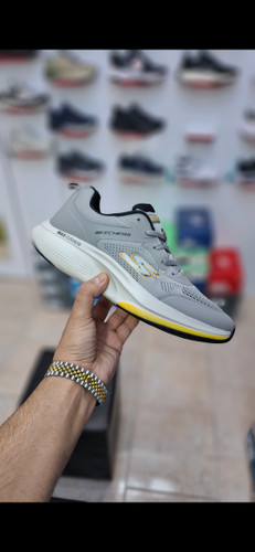 اسکیچرز مردانه MAX CUSHION