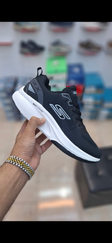 اسکیچرز وارداتی و ویتنامی مکس کوشن